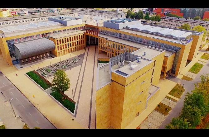 UNIWERSYTET RZESZOWSKI 2020