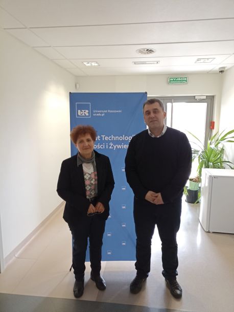 wizytacja prof. Victoria Szuts z University of Szeged (Węgry)