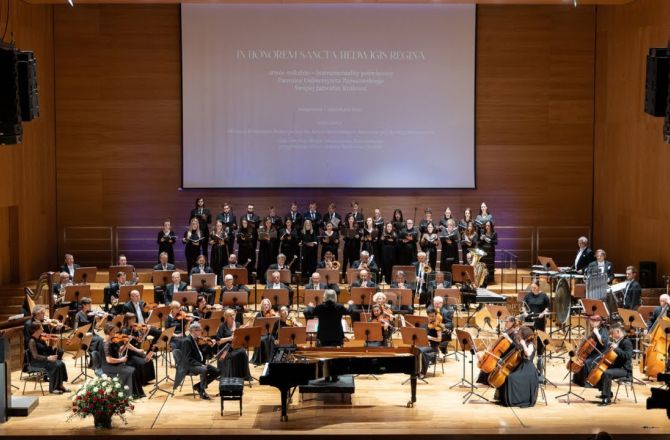 IN HONOREM SANCTA HEDWIGIS REGINA // KONCERT JUBILEUSZOWY XX-LECIA UR