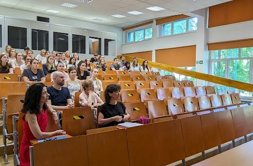 Wykład dr Ruth Büttner-Maloszek pt. „Neue landeskundliche Ansätze im Deutschunterricht”