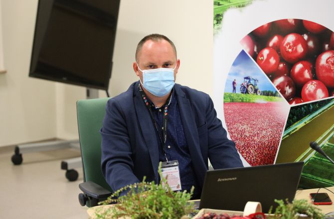 Na zdjęciu profesor Maciej Balawejder