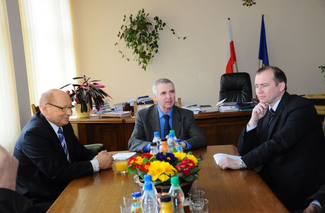 2011.04.01  Spotkanie w sprawie utworzenia nowego kierunku lekarskiego UR