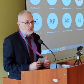 Prezes Zarządu Stowarzyszenia Biegłych Wyceny Przedsiębiorstw w Polsce prof. dr hab. Dariusz Zarzecki z Uniwersytetu Szczecińskiego, który zaprezentował cel i zakres seminarium
