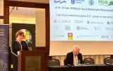 Prelegentka wygłaszająca referat „Legislacja administracyjna 2.0 – prawo w erze zmian” podczas ogólnopolskiego zjazdu w Sopocie.