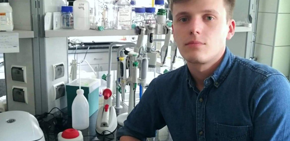 na zdjęciu dr inż. Tomasz Piechowiak