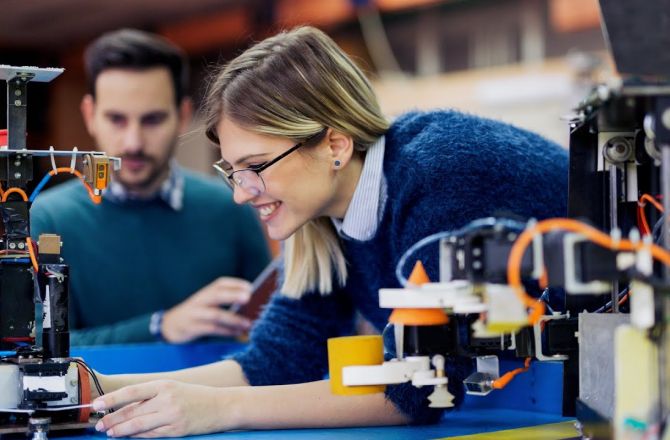 KIERUNEK STUDIÓW MECHATRONIKA NA UNIWERSYTECIE RZESZOWSKIM