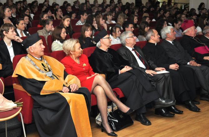 2011 - Inauguracja Wydział Medyczny UR