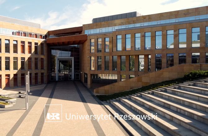 UNIWERSYTET RZESZOWSKI // 30 SEKUND Z DRONA