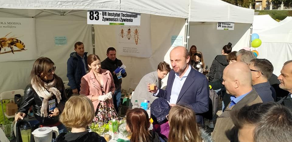 Piknik Nauki EKSPLORACJE 2021 stanowisko Instytut Technologii Żywności i Żywienia