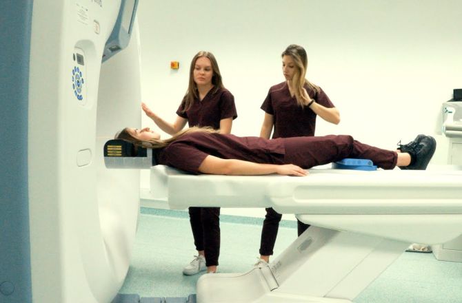 ELEKTRORADIOLOGIA // KOLEGIUM NAUK MEDYCZNYCH // UNIWERSYTET RZESZOWSKI