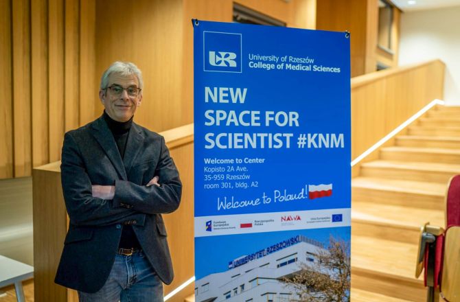 Polish medical university - College of Medical Sciences - professor Patrick Bontems