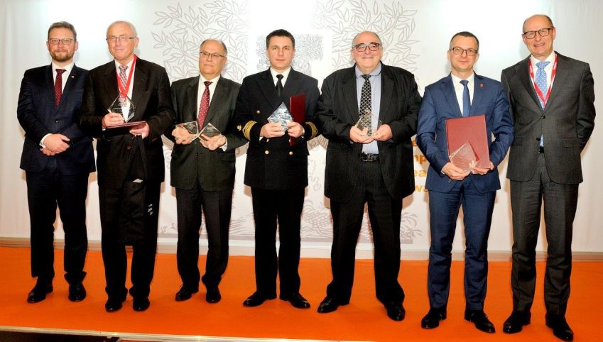 Krzysztof Wojciewski_Perspektywy (7).jpg