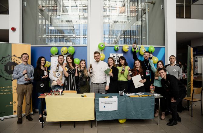 Studenckie Koło Naukowe Browarników stworzyło pierwszy studencki browar w Polsce - UwaRzone!