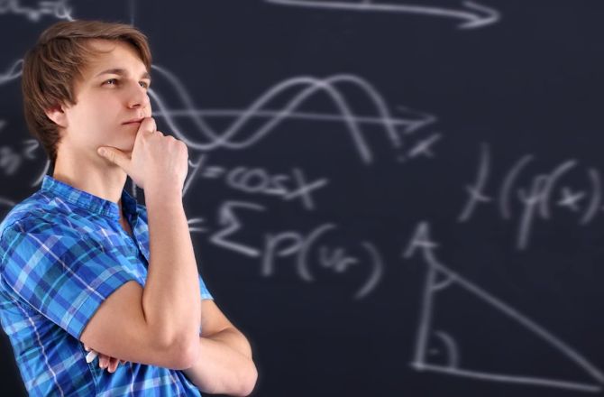 MATEMATYKA NA UNIWERSYTECIE RZESZOWSKIM