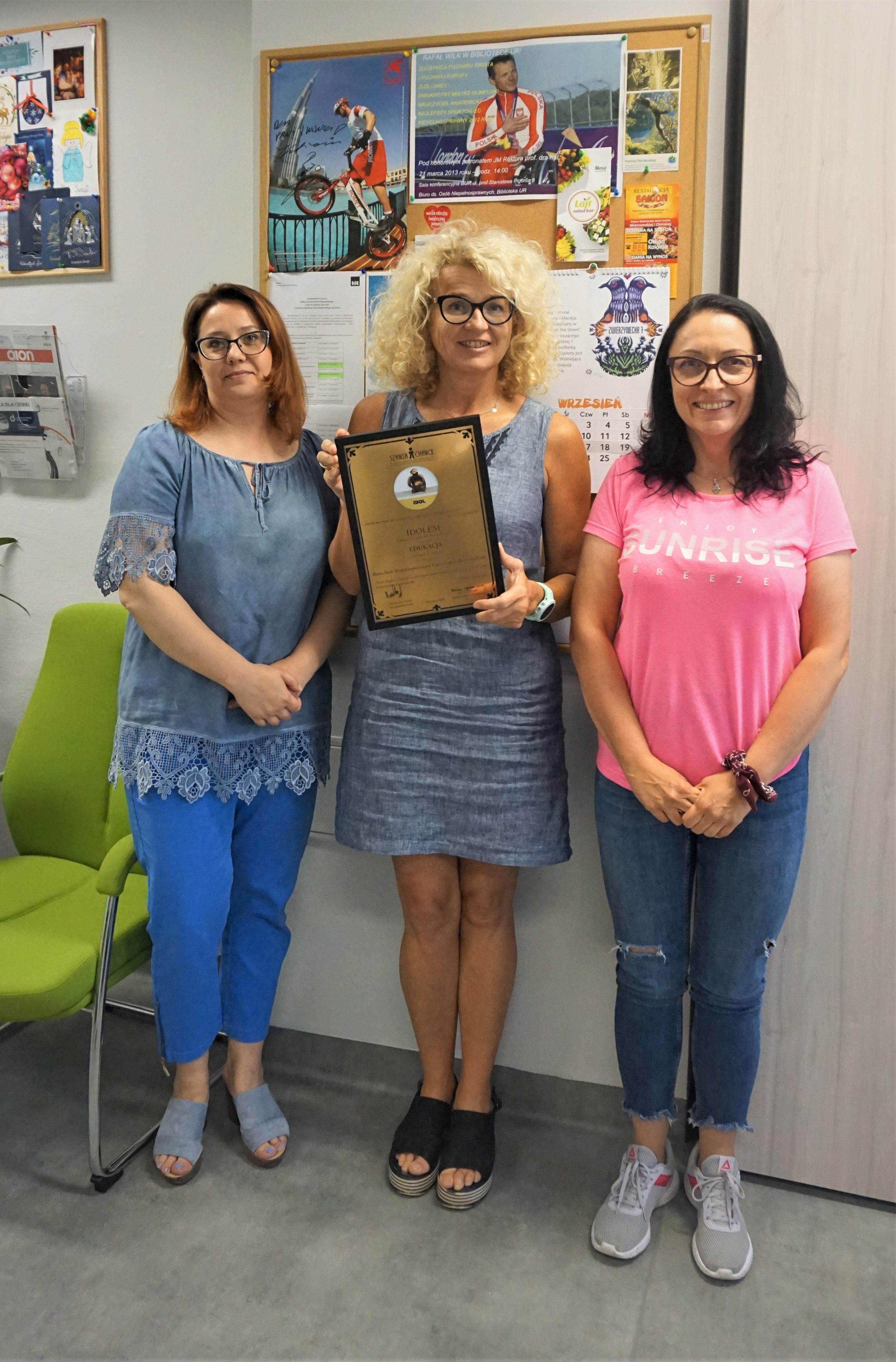 fota IDOL (1).jpg [1.62 MB]