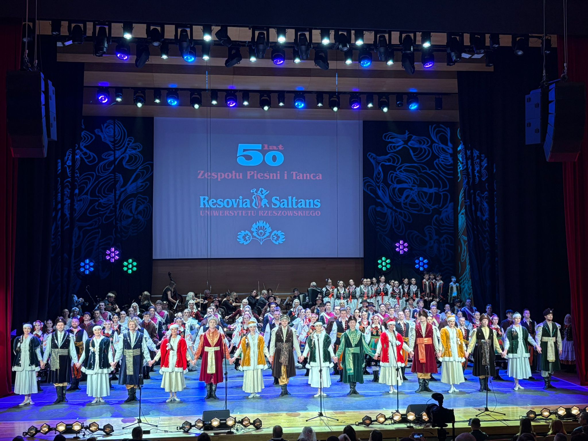 50 Years of Vibrant Tradition &mdash; Anniversary Gala of the Resovia Saltans Song and Dance Ensemble