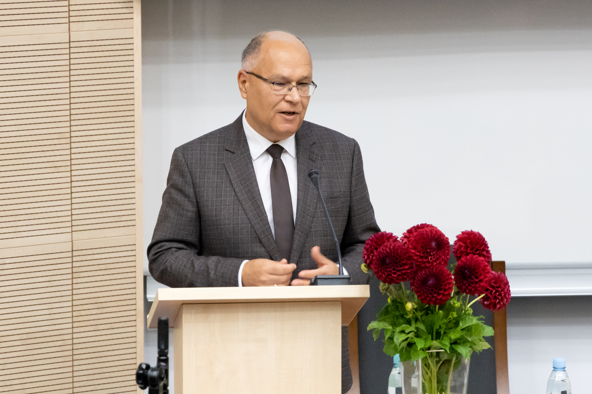 EO9A5401.jpg [1.41 MB]